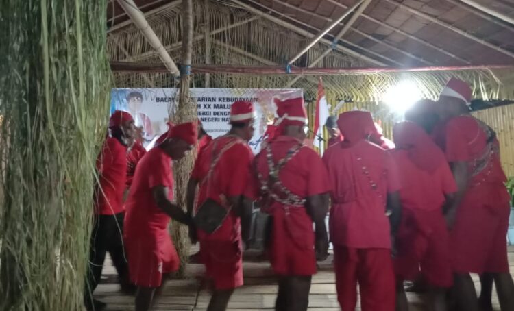 Mainoro: Nyanyian Sunyi Dari Pegunungan Seram Kian Tergerus Zaman
