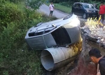 Sudah Sejak 2025, Jalan Putus KM 4 di Waipia Dibiarkan Tanpa Rambu, Warga Sebut Rawan Kecelakaan