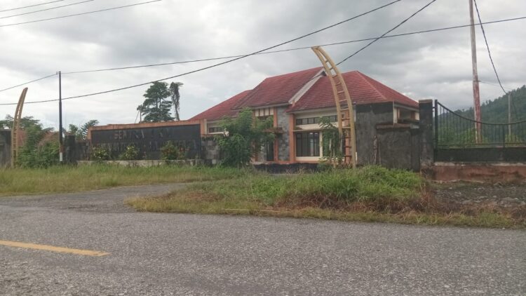 Mangkrak 7 Tahun, Sentra Industri Ikan 21 M  di Tehoru Jadi Kebun Warga