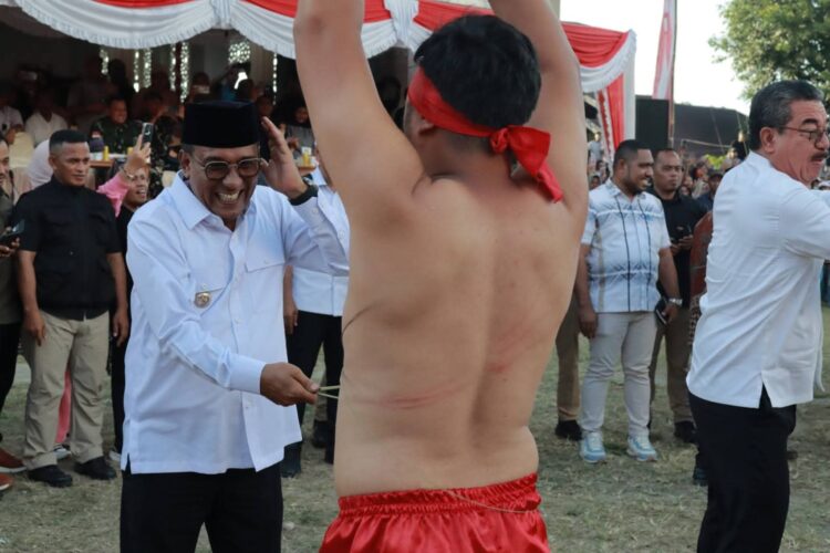 Sepekan Pukul Sapu Mamala: Spirit Persaudaraan Menggema, Bupati Malteng Tegaskan Komitmen Jaga Warisan Leluhur