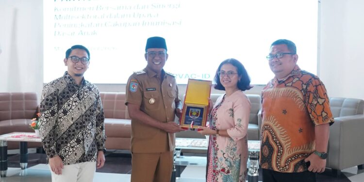 Pemkab Malteng Apresiasi Studi FKUI–Poltekkes Maluku, Bupati: Data Akademik Jadi Dasar Kebijakan Imunisasi