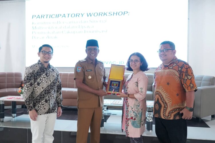 Pemkab Malteng Apresiasi Studi FKUI–Poltekkes Maluku, Bupati: Data Akademik Jadi Dasar Kebijakan Imunisasi