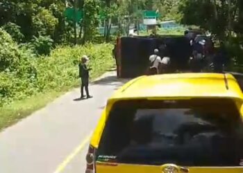 Rem Blong Berulang di Pohon Batu,  Bus “Nona Ambon” Terguling, 8 Penumpang Luka