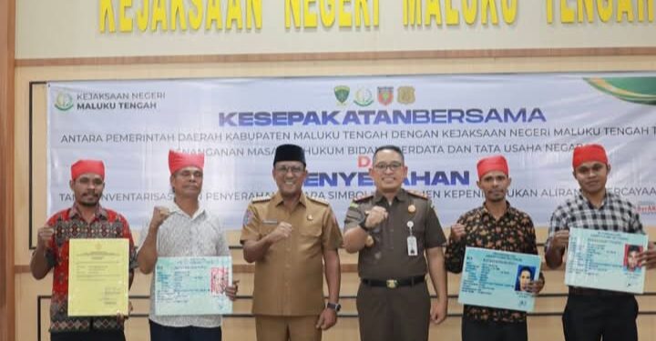 Tak Sekadar MoU, Ini Komitmen Nyata Pemkab Malteng Lindungi Hak Sipil Warga Naulu