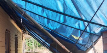 Spanduk TIBAKU Berujung Kontroversi: Raja Murnaten Disorot dalam Pembongkaran Tenda Ibadah Advent